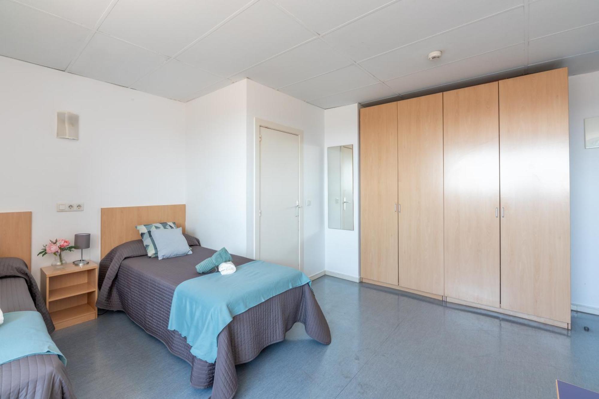 ברצלונה Residencia Universitaria Resa Lesseps מראה חיצוני תמונה